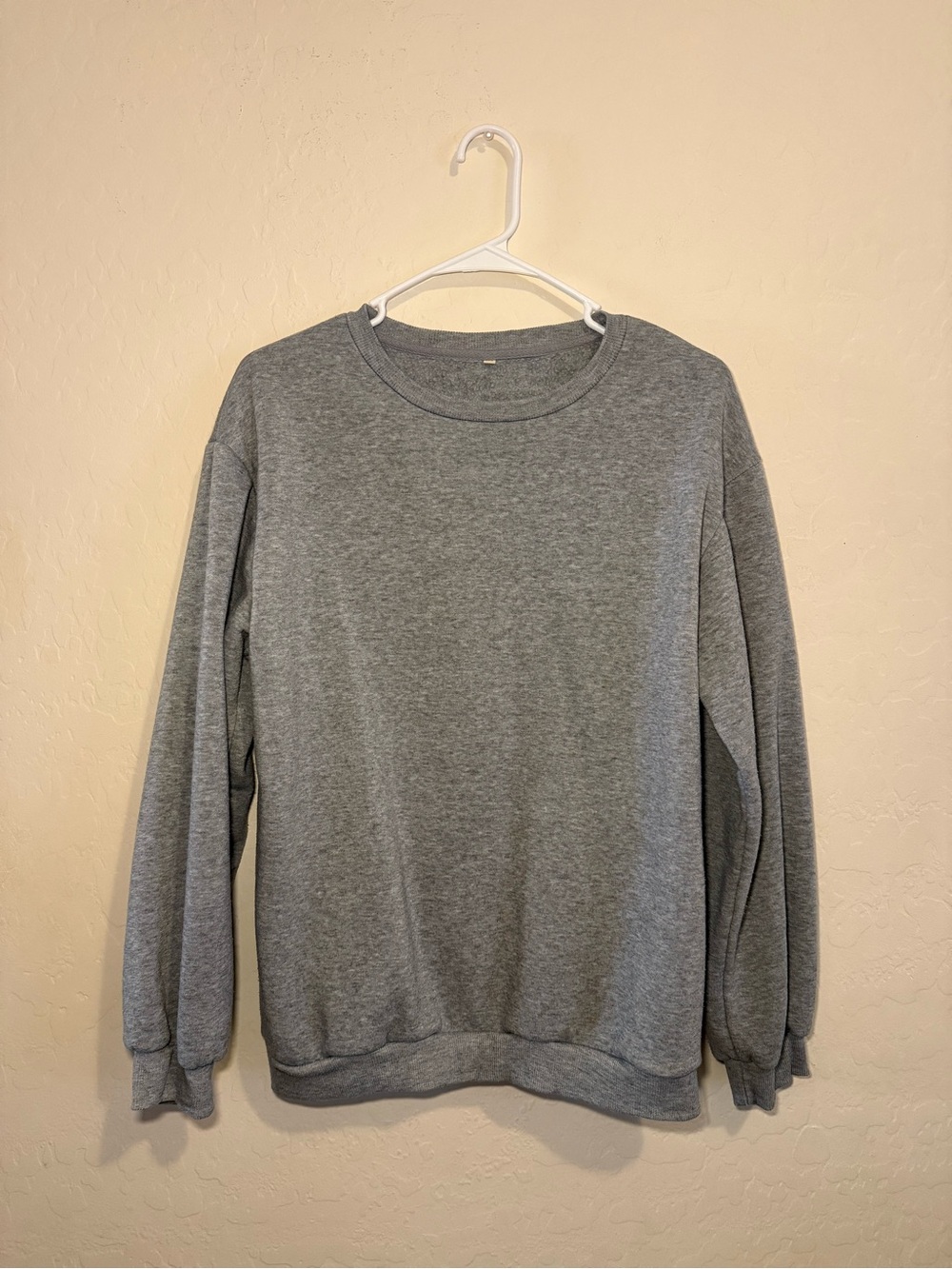 Women’s Gray Crewneck Sweatshirt Size M Soft Casual Pullover